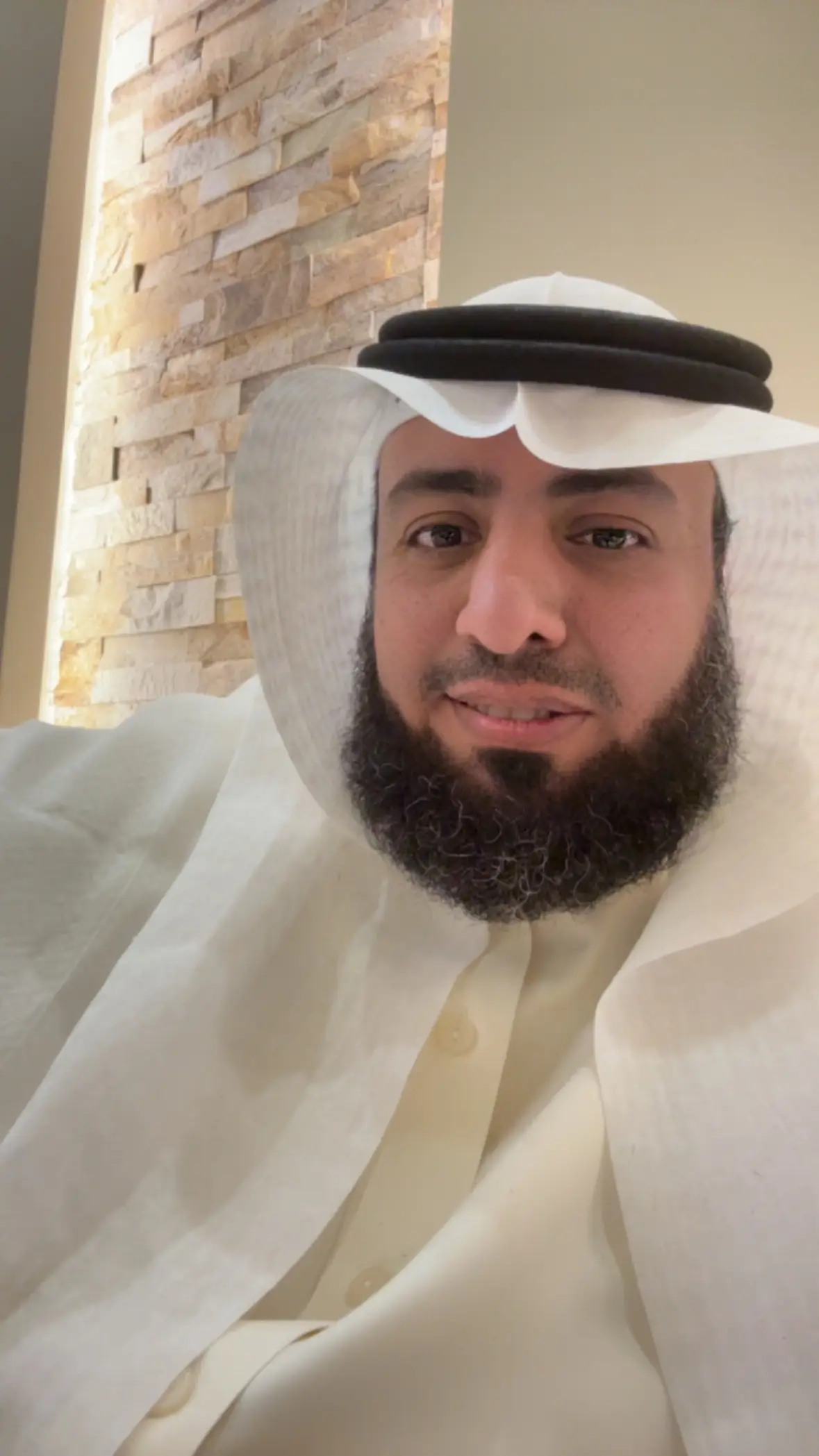 الوسيط العقاري : شرف عبدالرحمن الشريف