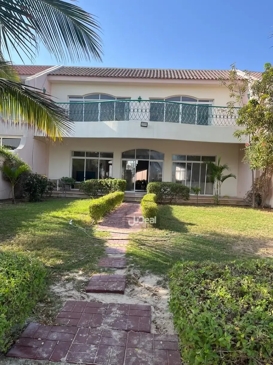 فيلا للإيجار