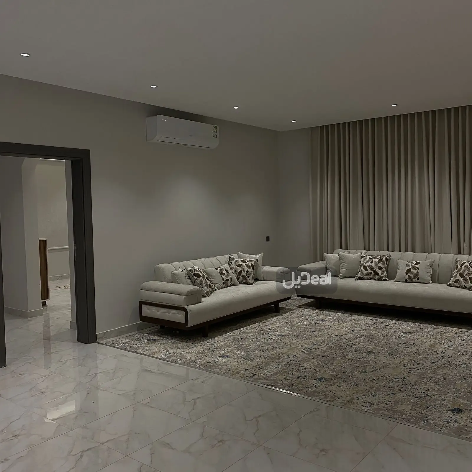 صورة الإعلان