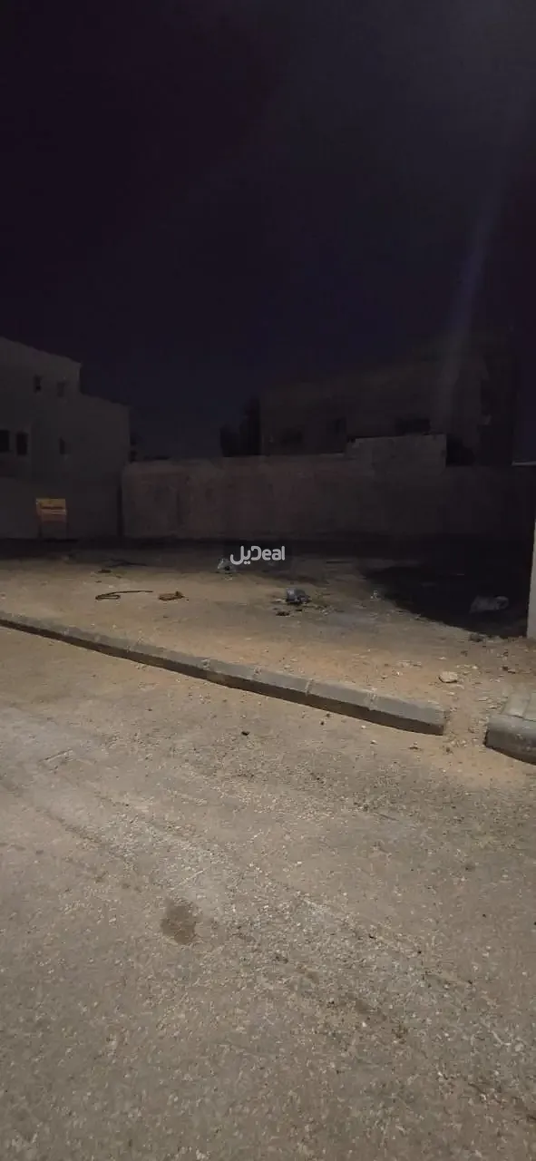 ارض للبيع