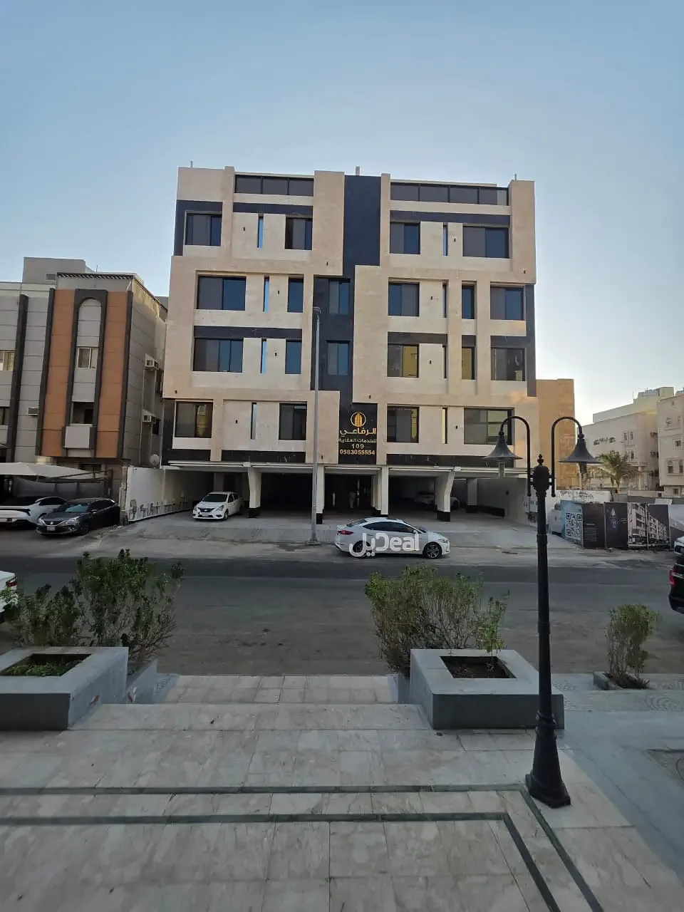 حي النعيم بمدينة جدة  مساحة الوحدة من الأرض 36.29 متر   وتختص من المنافع والأجزاء المشتركة بمساحة 75.1 متر