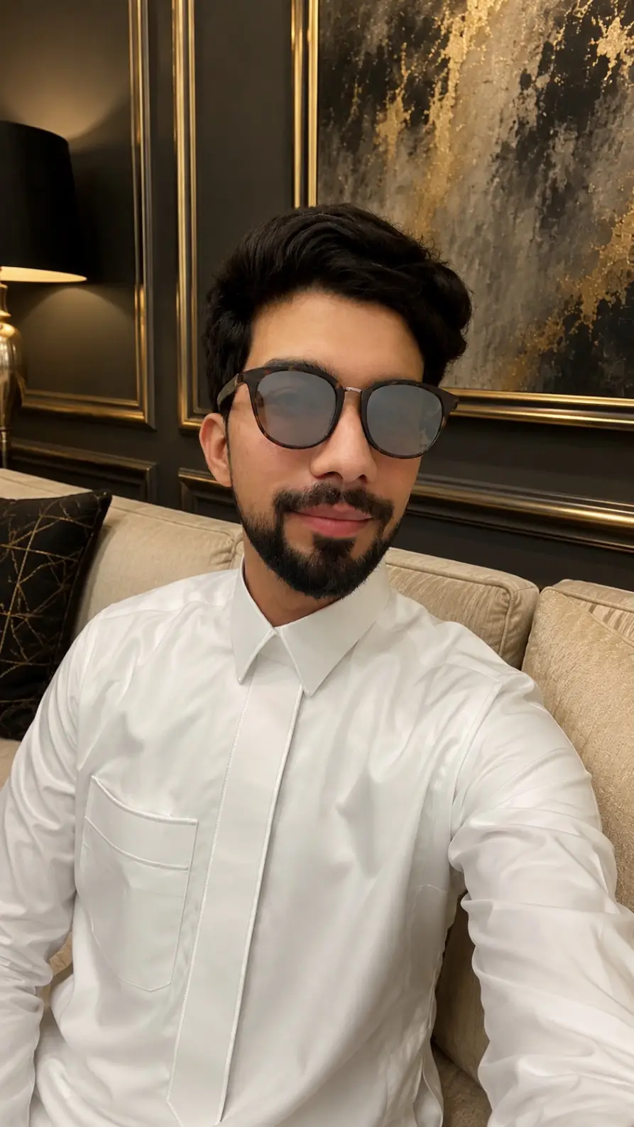الوسيط العقاري : بشير