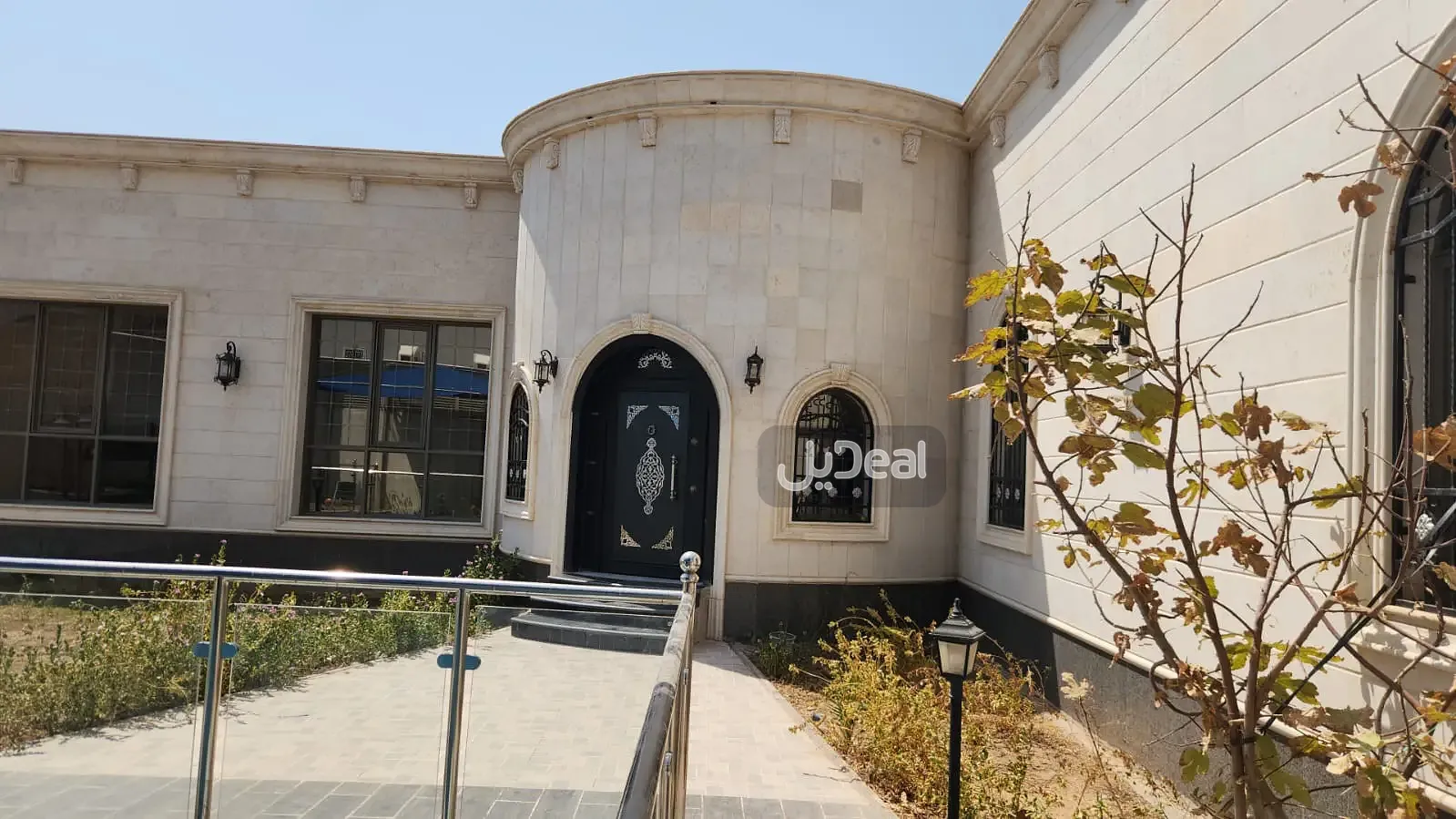 إستراحة للبيع