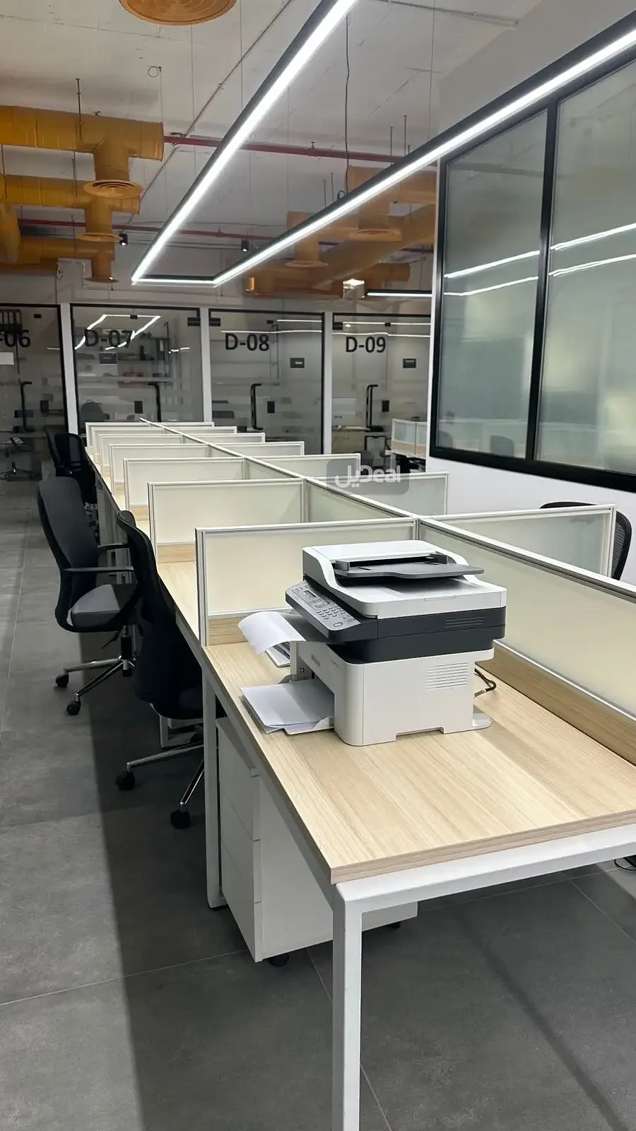 مكتب للإيجار