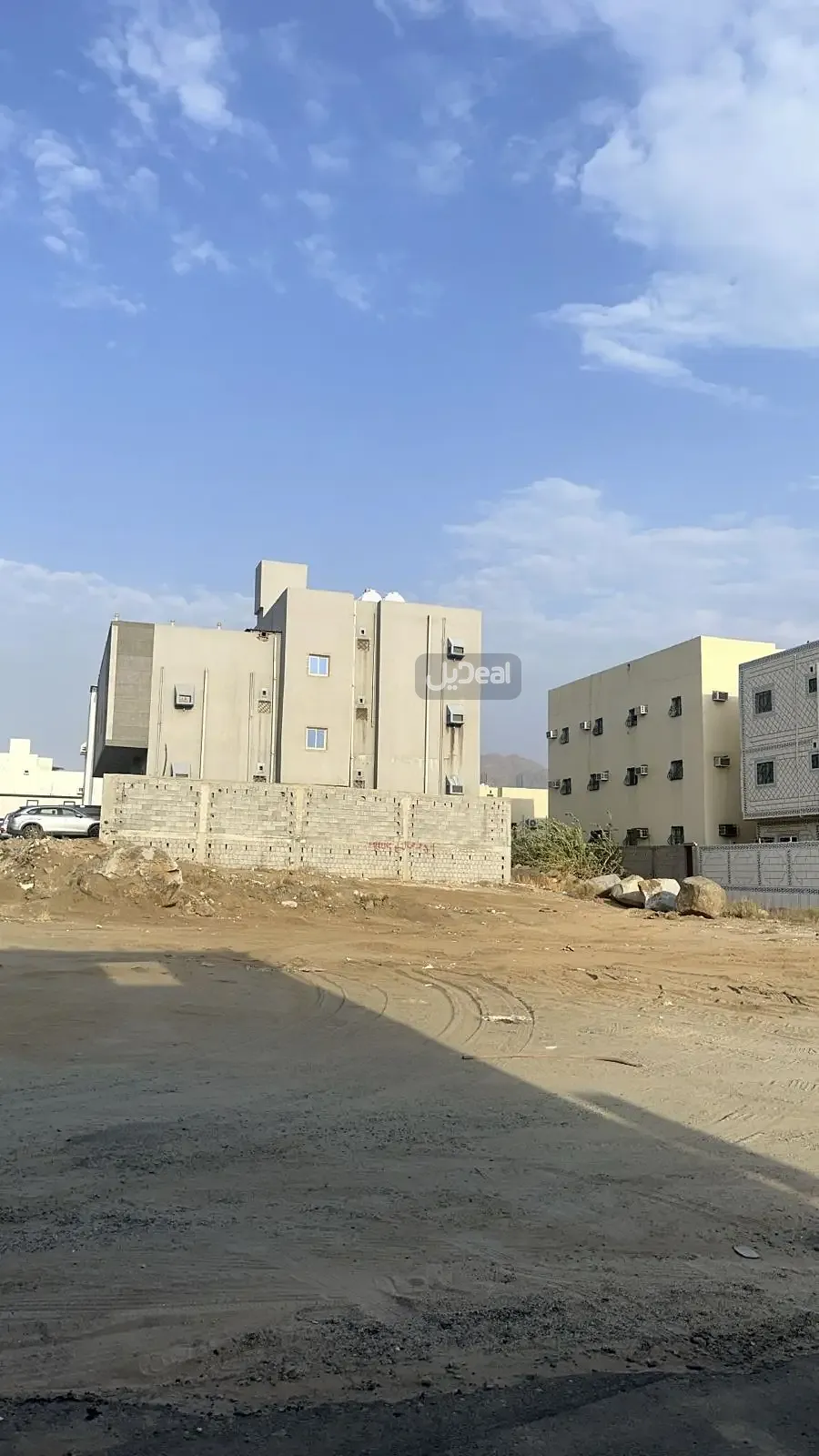 ارض للبيع