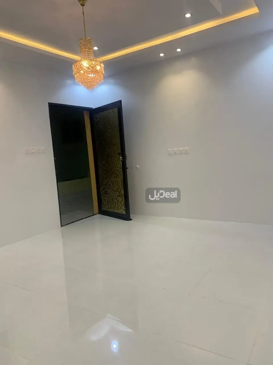 مجمع للإيجار
