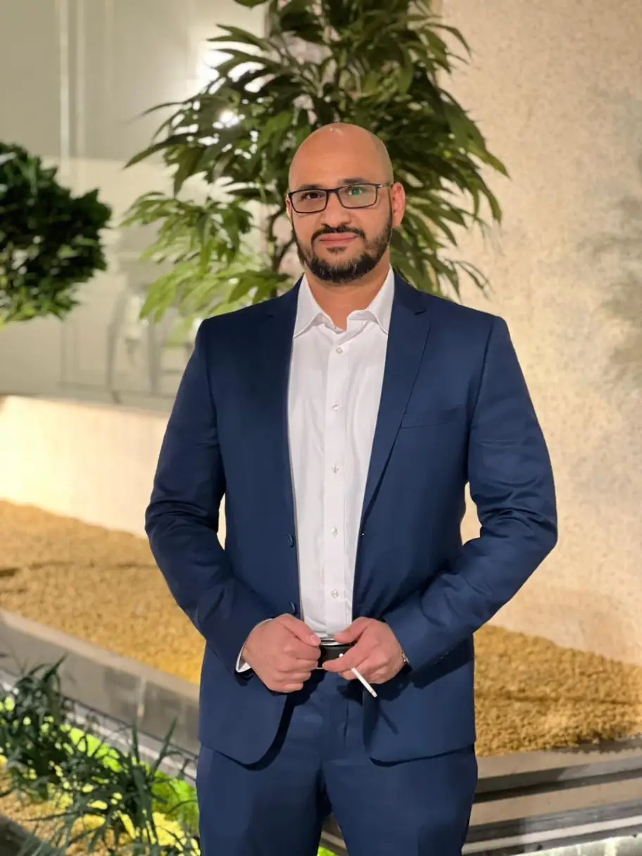 الوسيط العقاري : khalil