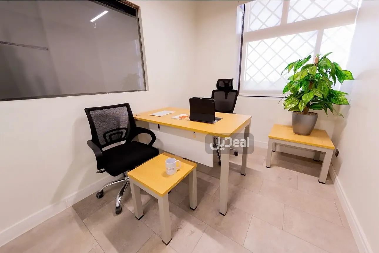 مكتب للإيجار