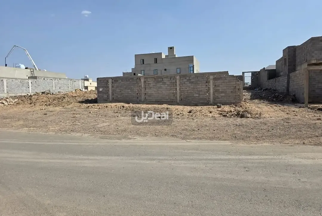 ارض للبيع