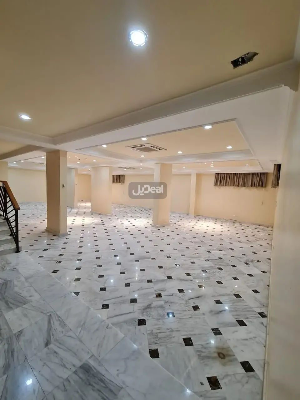 صورة الإعلان