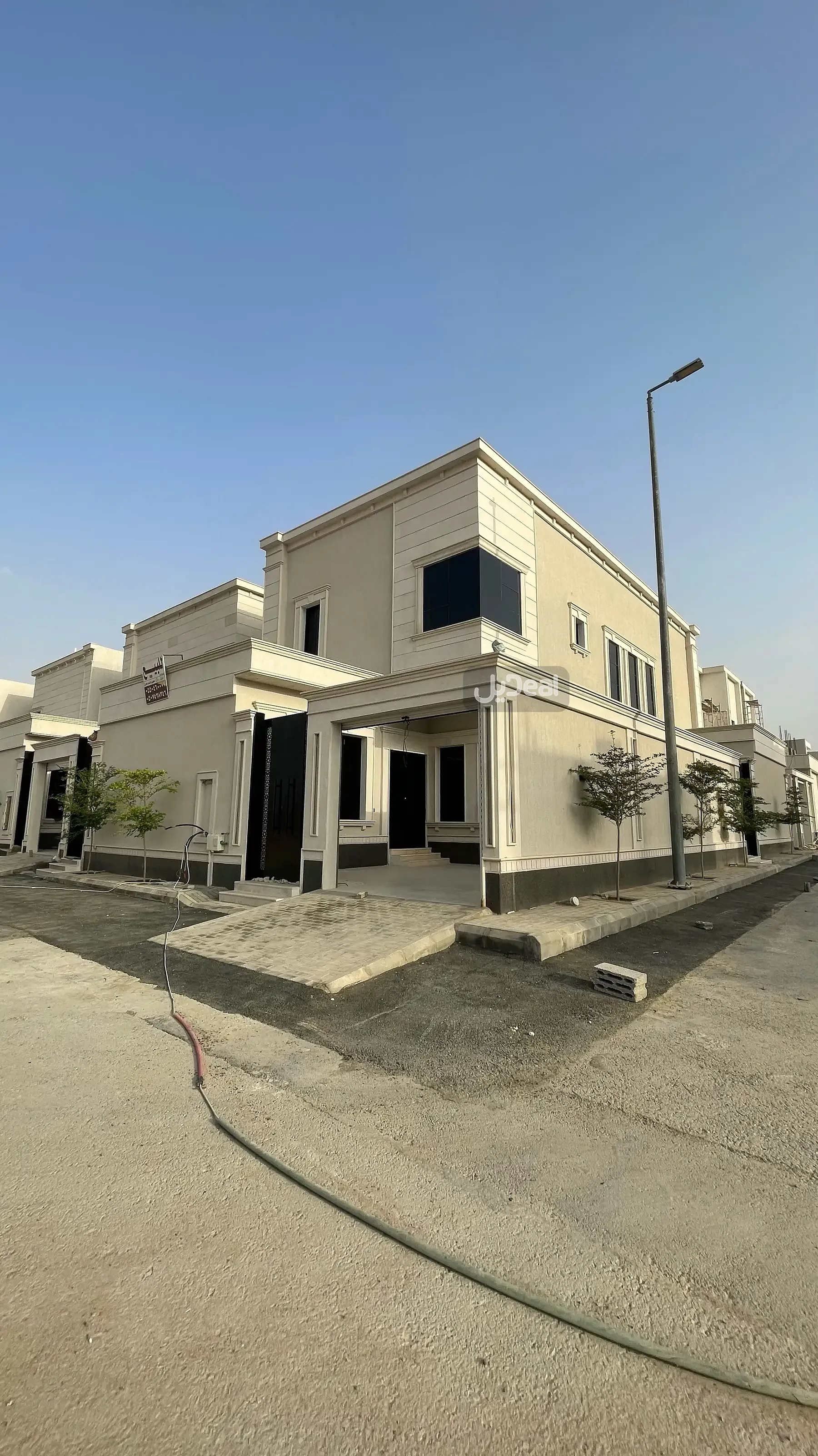 صورة الإعلان