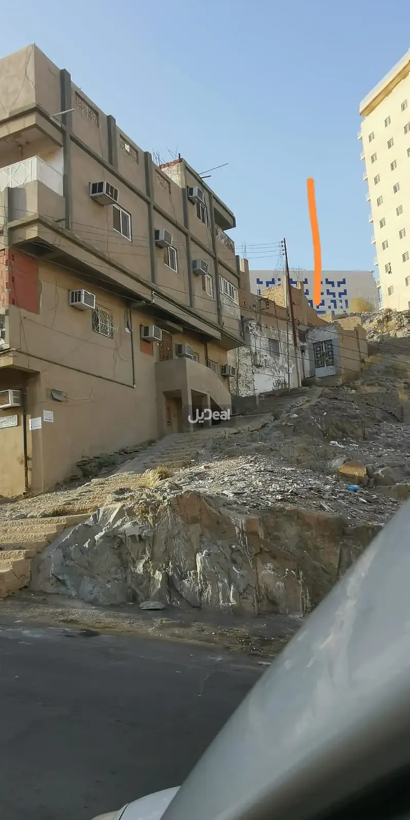 ارض للبيع