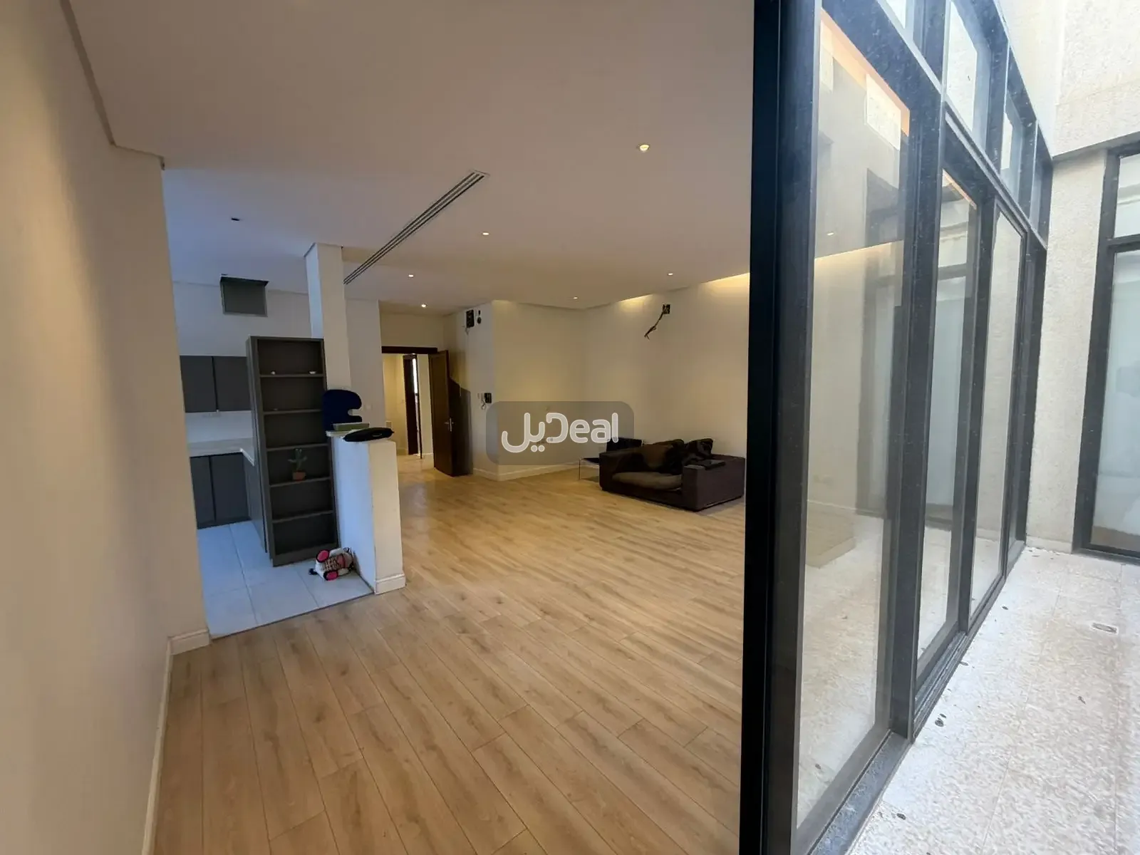 صورة الإعلان