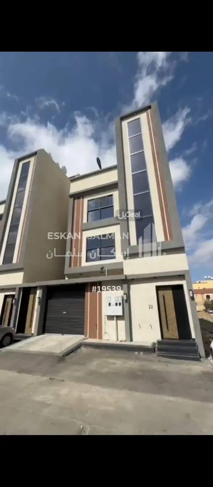 حي الشرف بمدينة خميس مشيط  مساحة الوحدة من الأرض 106.46 متر   وتختص من المنافع والأجزاء المشتركة بمساحة 61.31 متر