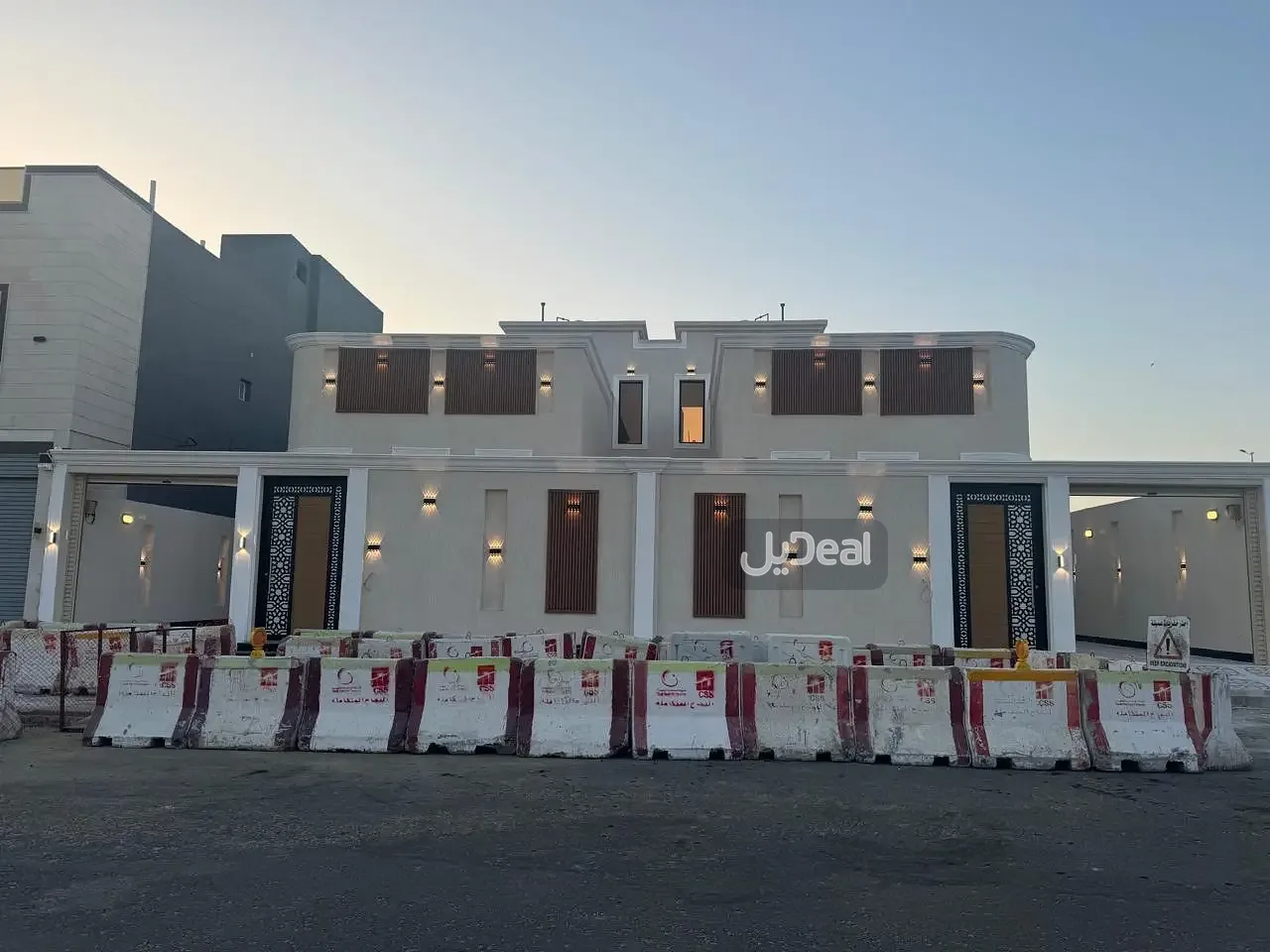 حي  الرياض  بمدينة جدة .