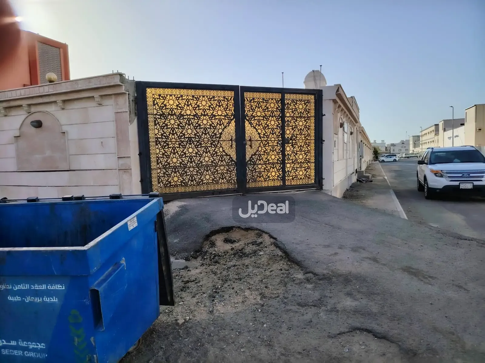 ارض للإيجار