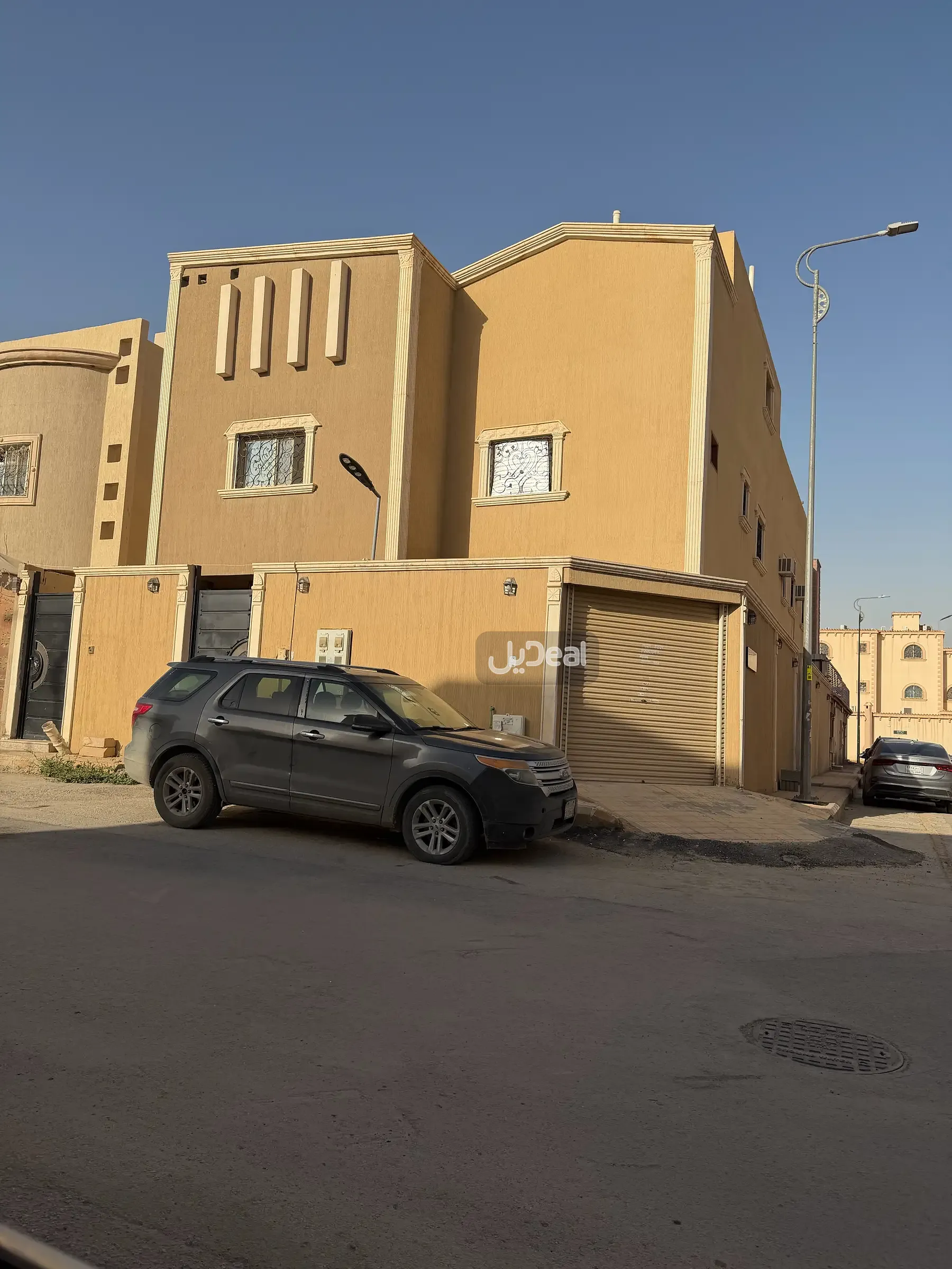 حي  الدار البيضاء  بمدينة الرياض .