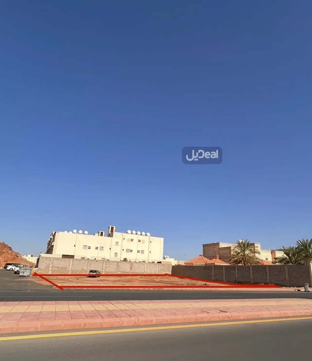 ارض للبيع