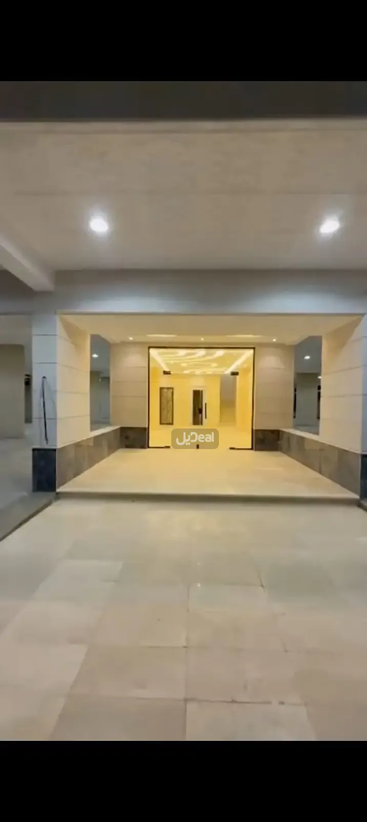 حي الشامية الجديد بمدينة مكة المكرمة  مساحة الوحدة من الأرض 60.36 متر   وتختص من المنافع والأجزاء المشتركة بمساحة 121.4 متر