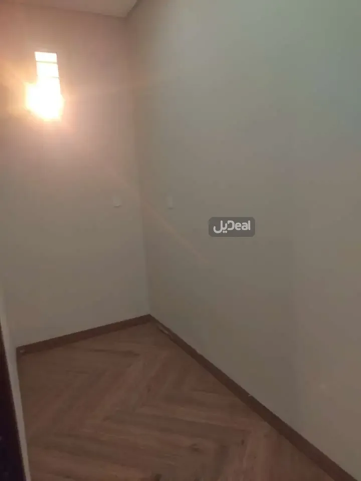 دور للبيع