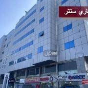 معرض للإيجار