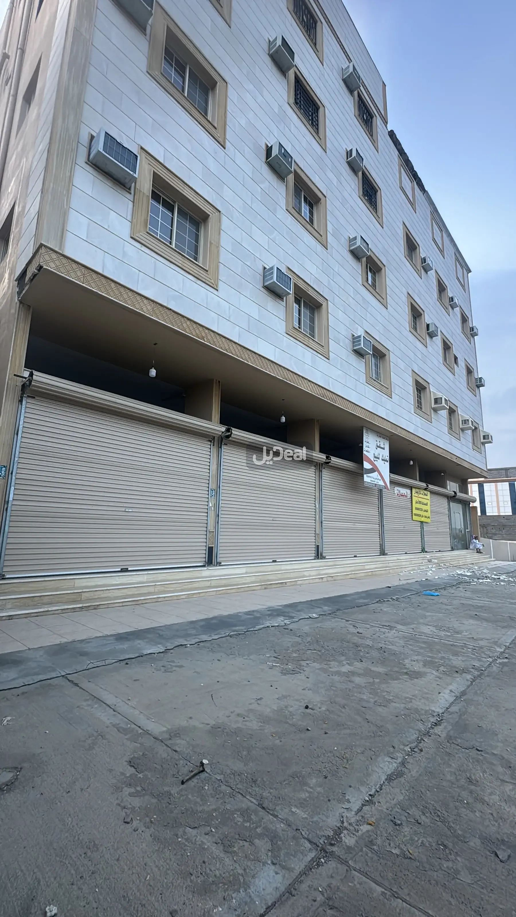 معرض للإيجار