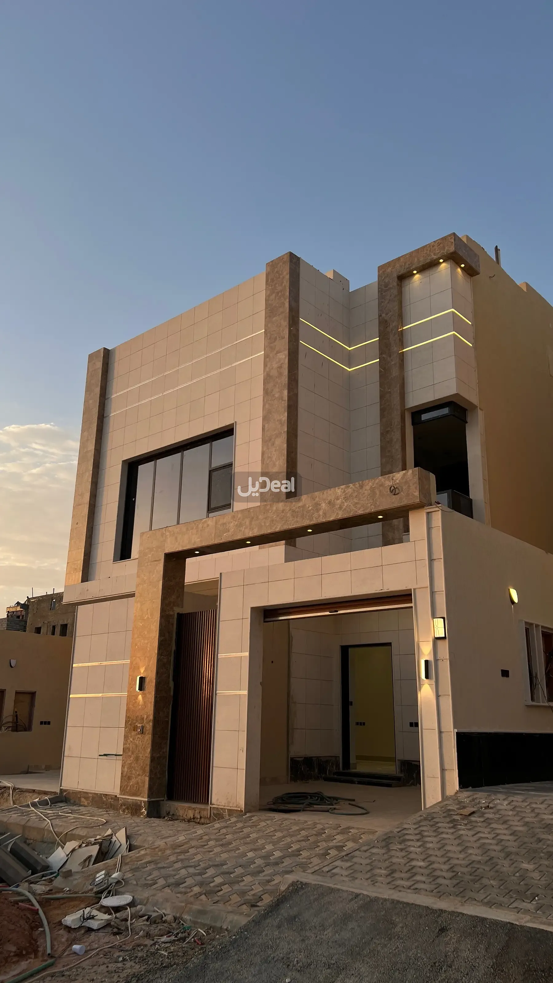 دور للبيع