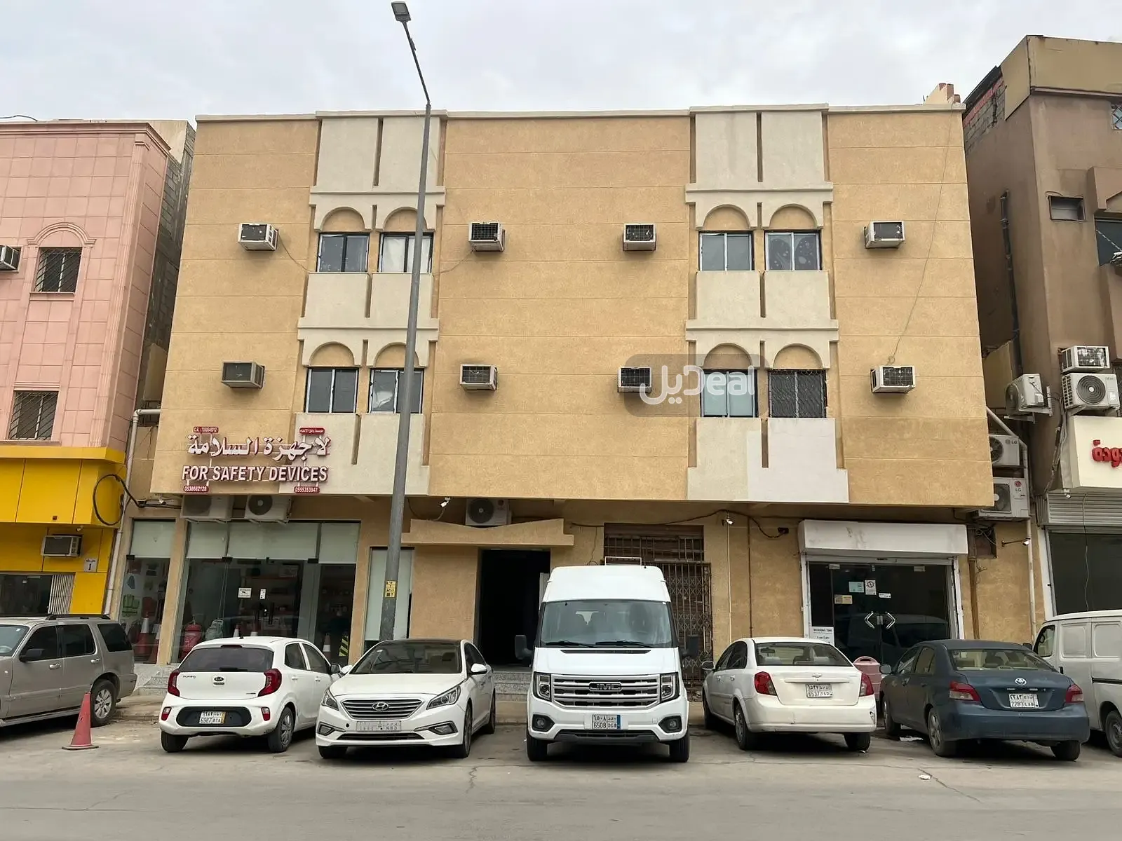 حي الصالحية  بمدينة الرياض  .