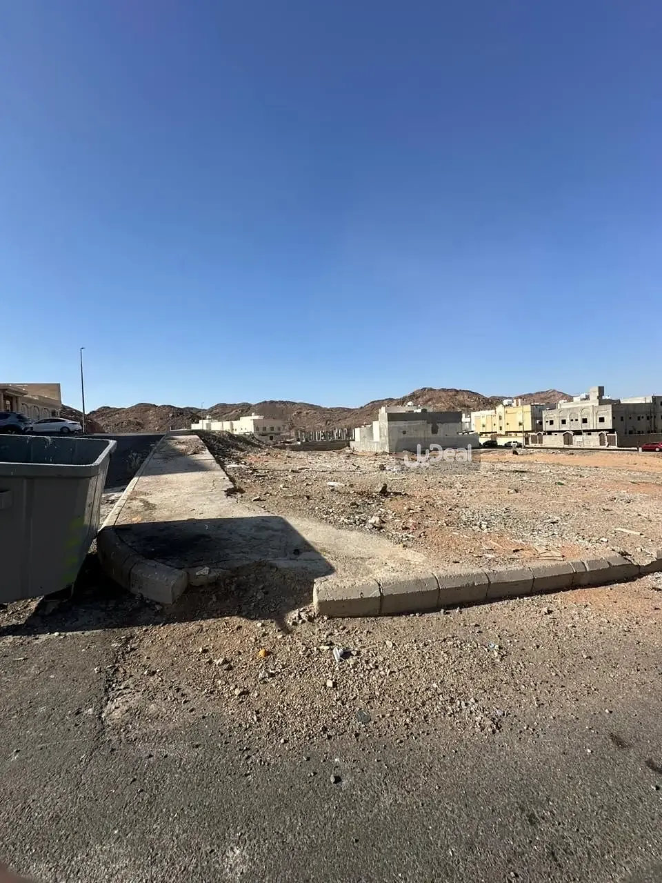 ارض للبيع