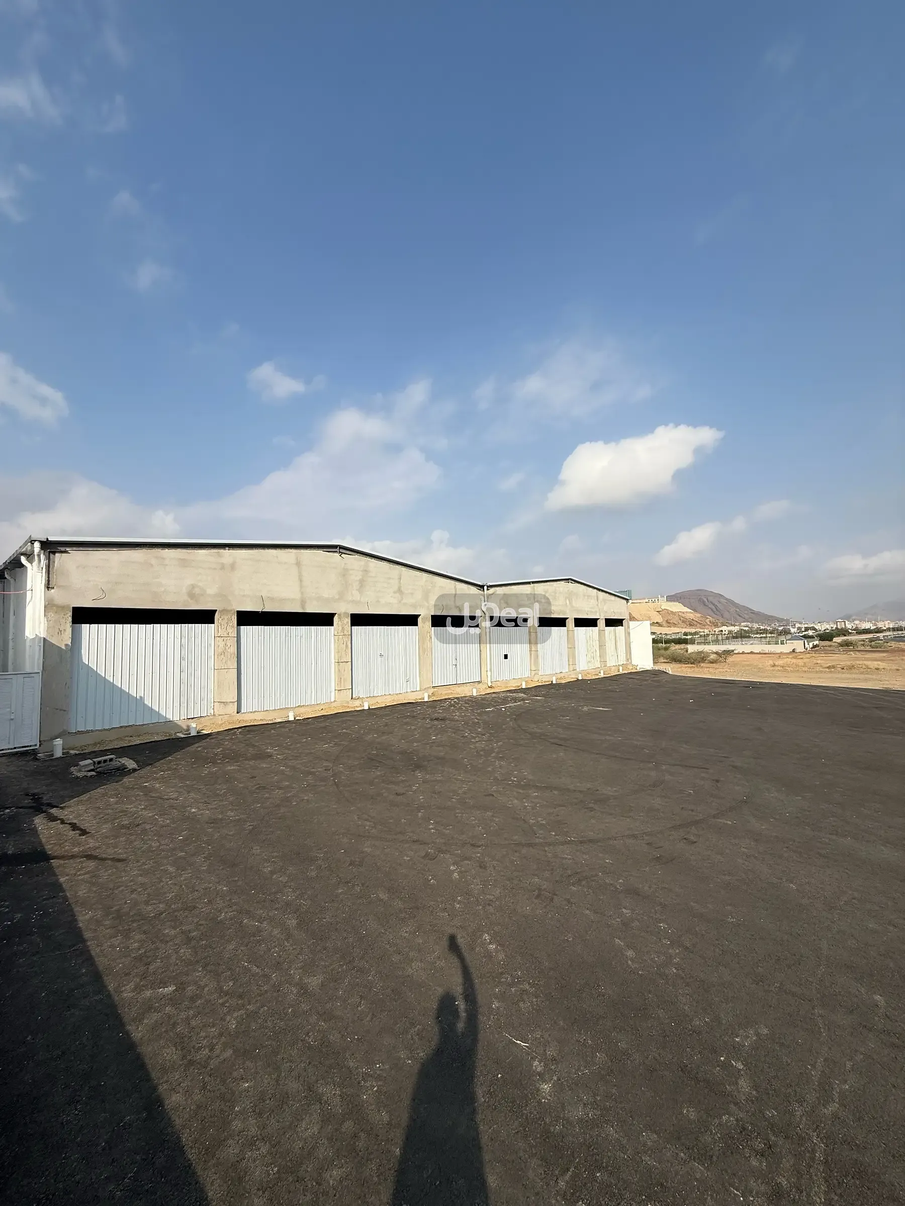 مستودع للإيجار