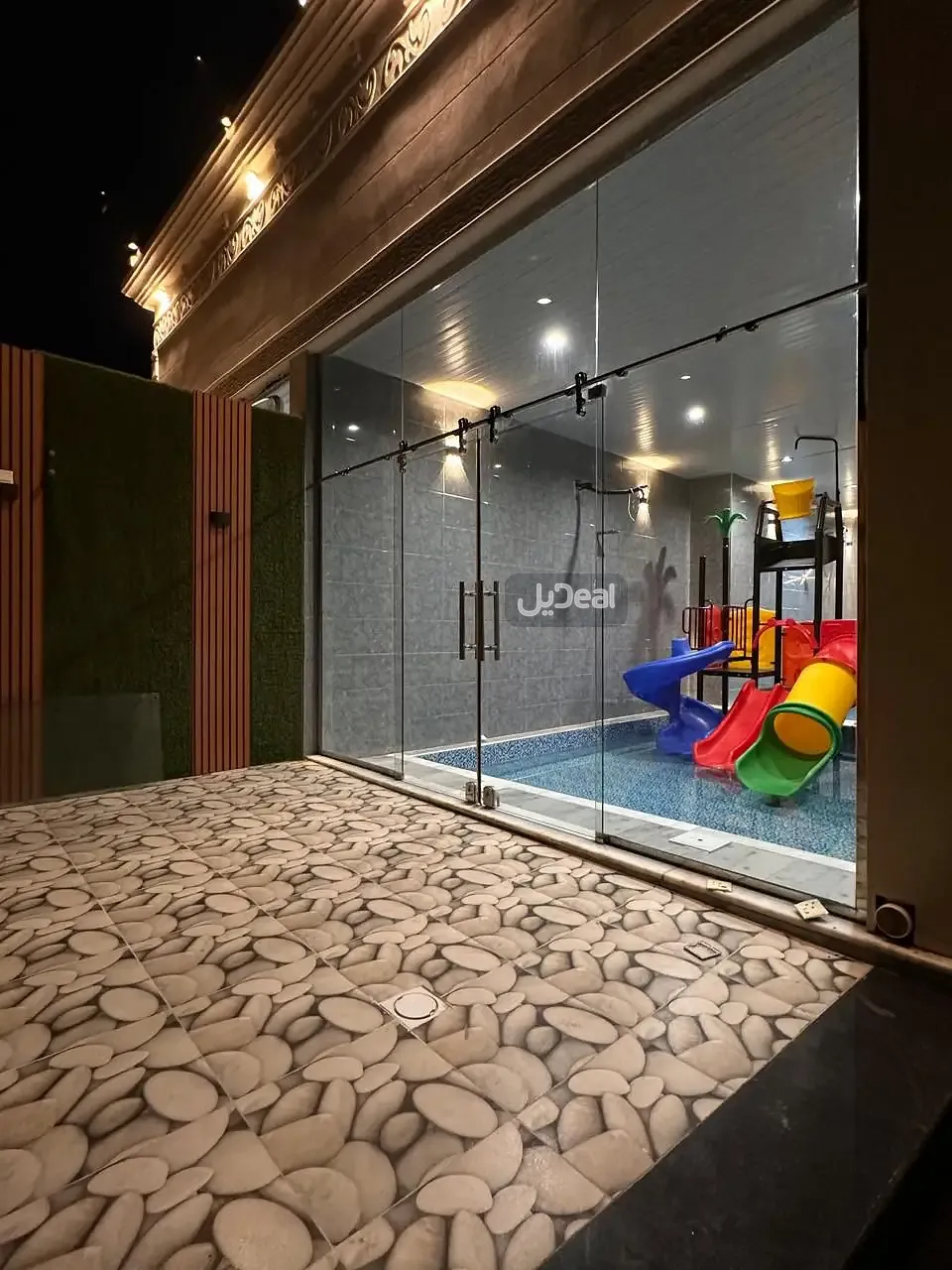 إستراحة للبيع