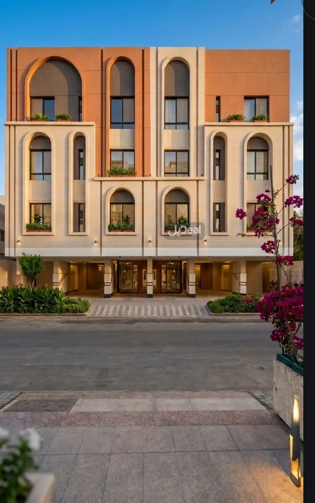 حي الحمراء بمدينة جدة  مساحة الوحدة من الأرض 37.78 متر   وتختص من المنافع والأجزاء المشتركة بمساحة 72.48 متر