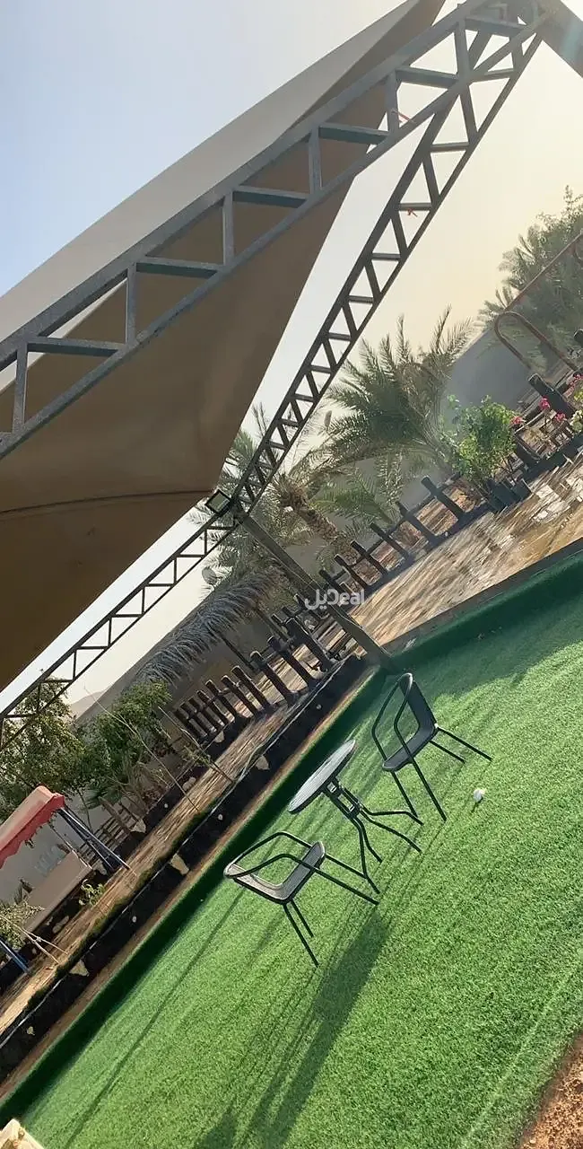 مزرعة للبيع