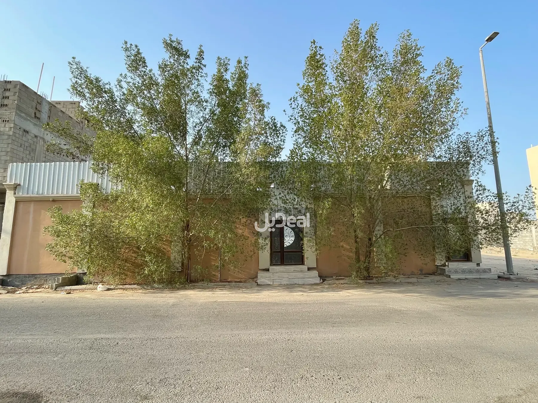 إستراحة للبيع