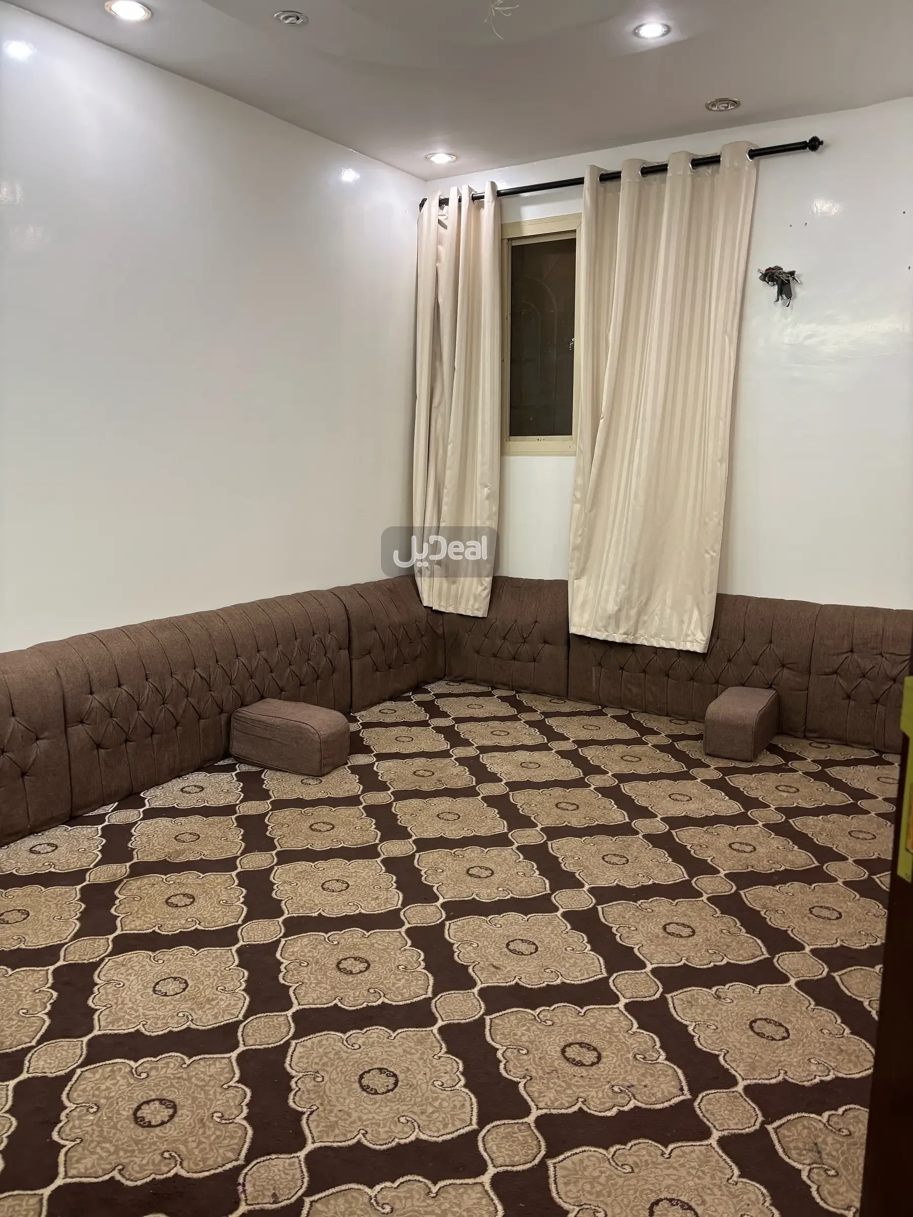 صورة الإعلان