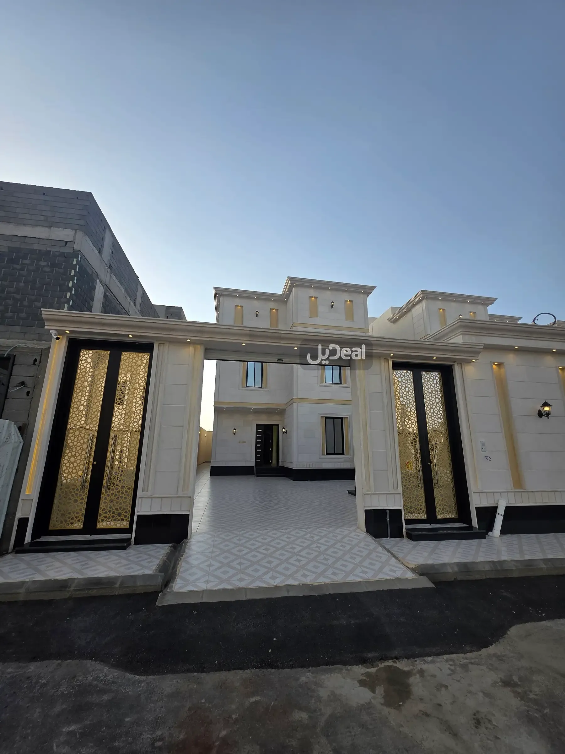 حي ريحه محافظة الطائف  مساحة الوحدة من الأرض 385.61 متر