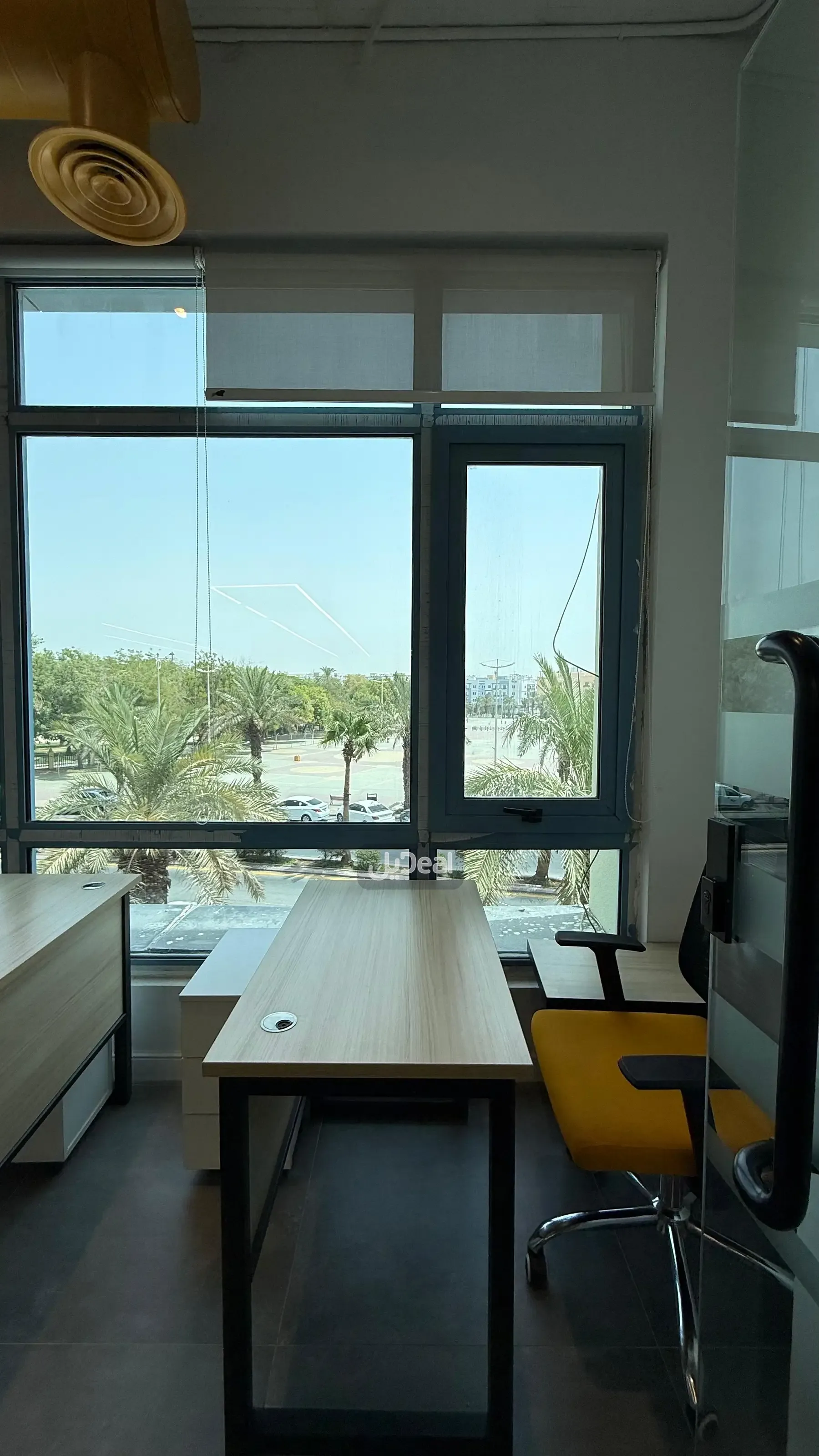 مكتب للإيجار