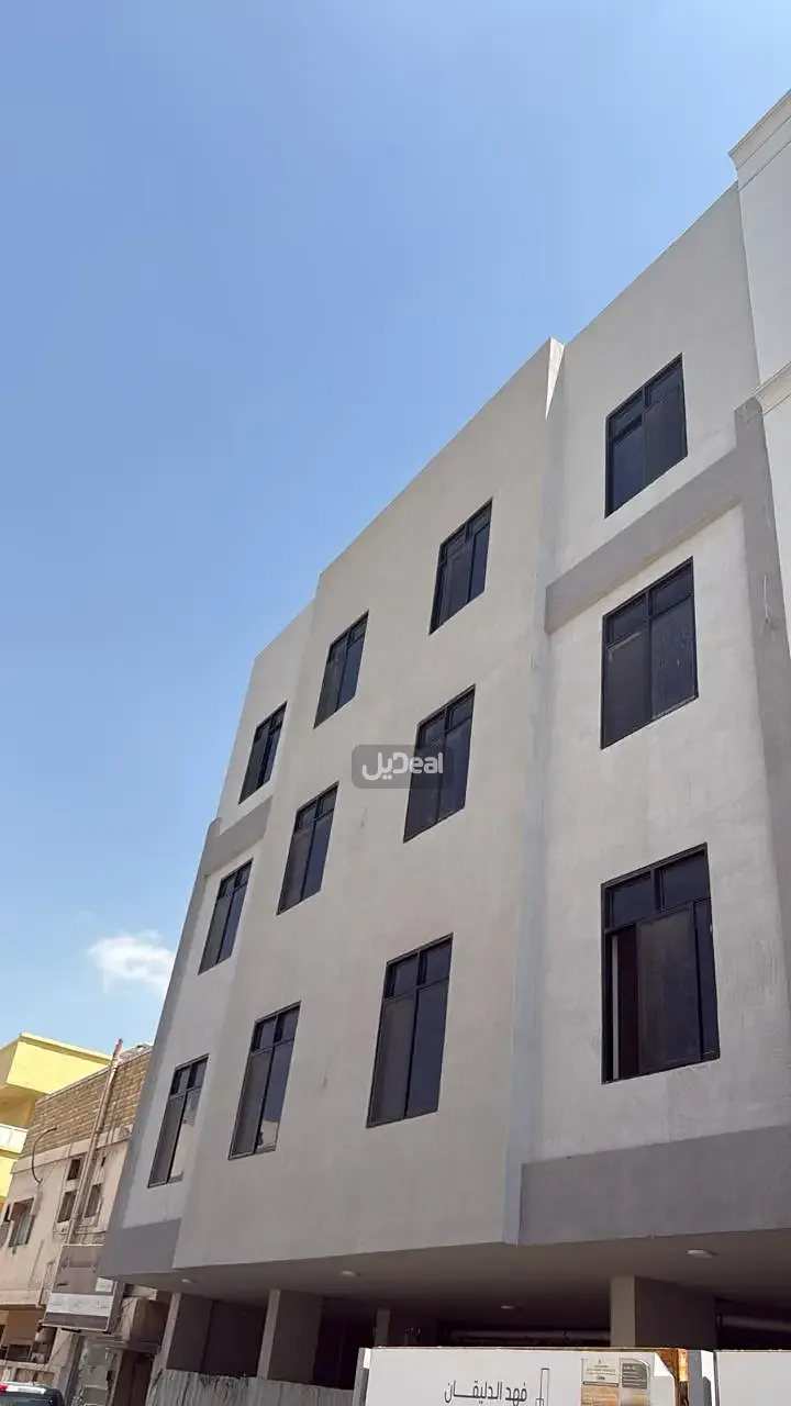 قطعة الارض  رقم 5 من البلك رقم  11097   من المخطط رقم  بدون الارشادى بالعقربية  بمدينة الخبر .