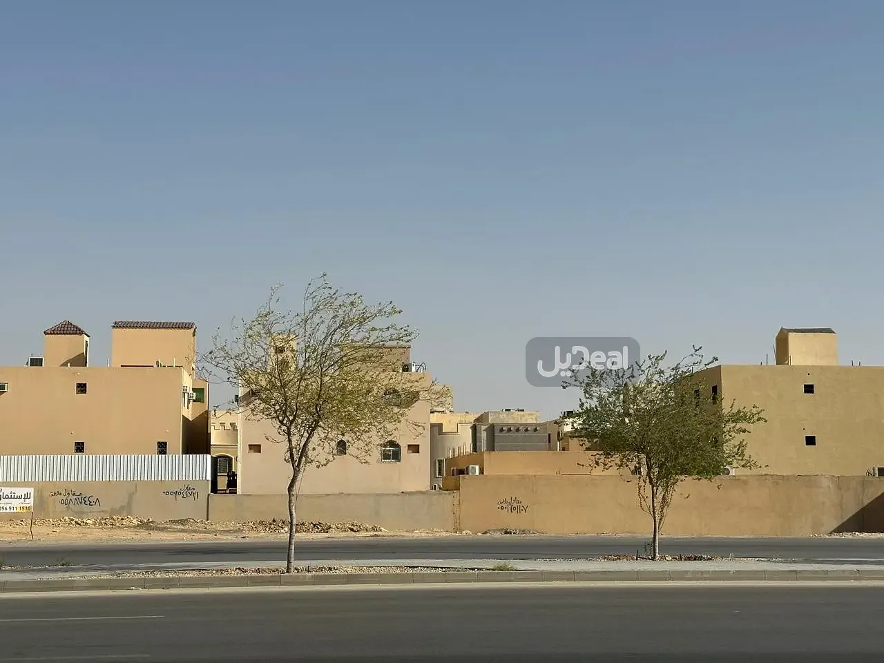 ارض للإيجار