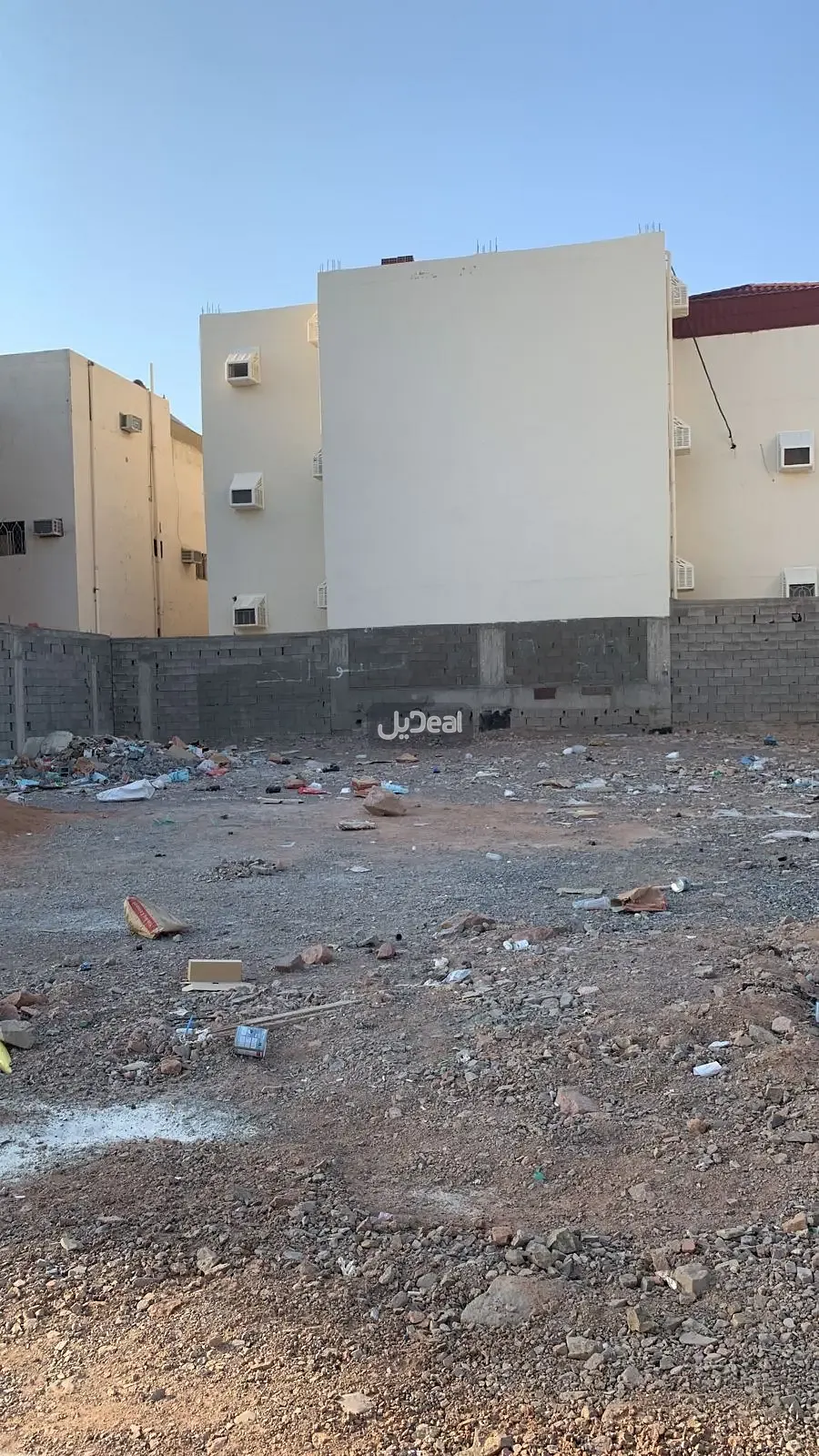 ارض للبيع