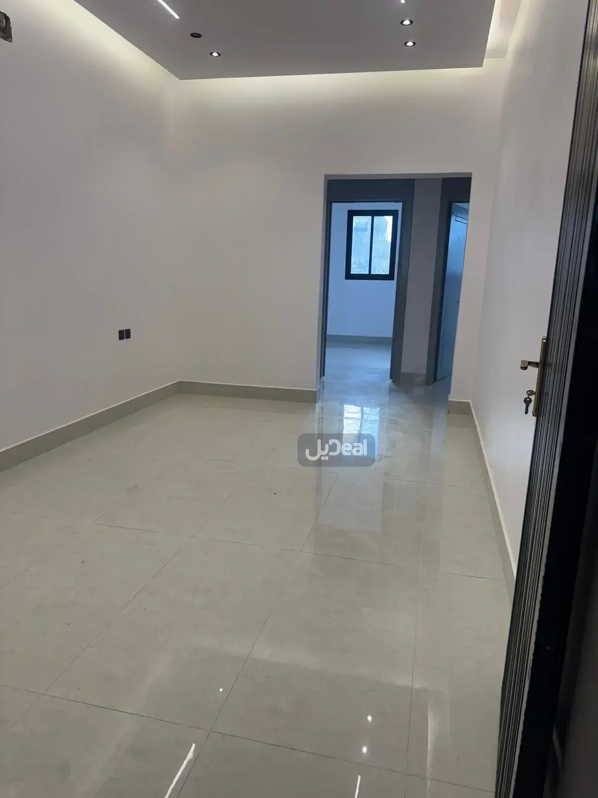 حي ضاحية نمار بمدينة الرياض  مساحة الوحدة من الأرض 166.24 متر   وتختص من المنافع والأجزاء المشتركة بمساحة 12.94 متر