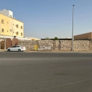 ارض للبيع