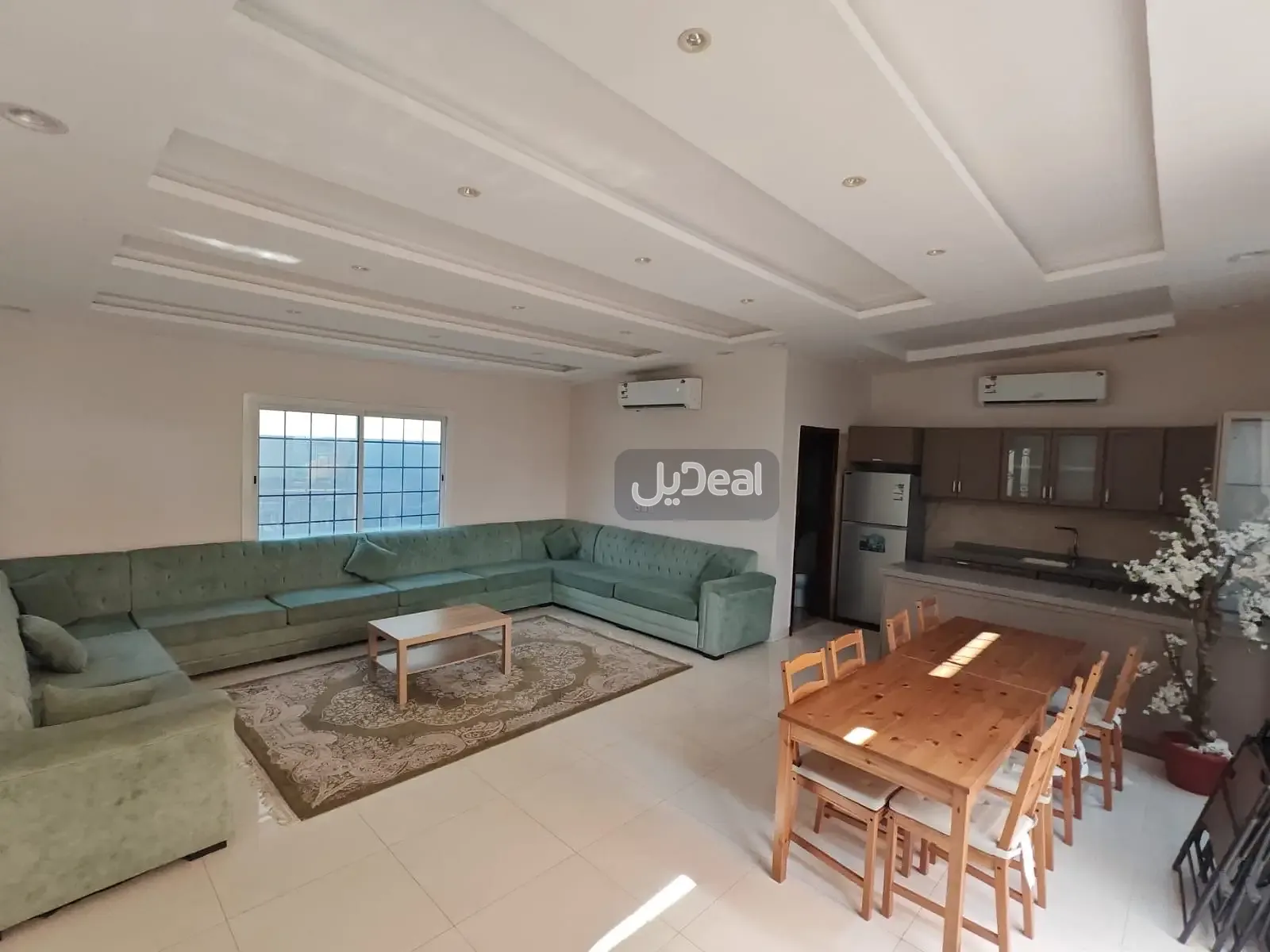 إستراحة للبيع