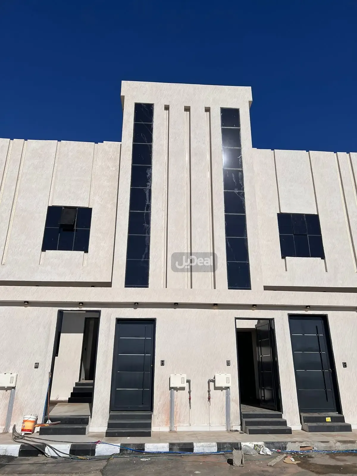 حي الروابي بمدينة مدينة سلطان  مساحة الوحدة من الأرض 169.78 متر   وتختص من المنافع والأجزاء المشتركة بمساحة 10.02 متر