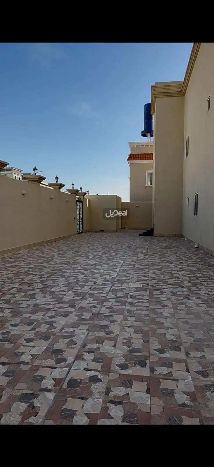 صورة الإعلان
