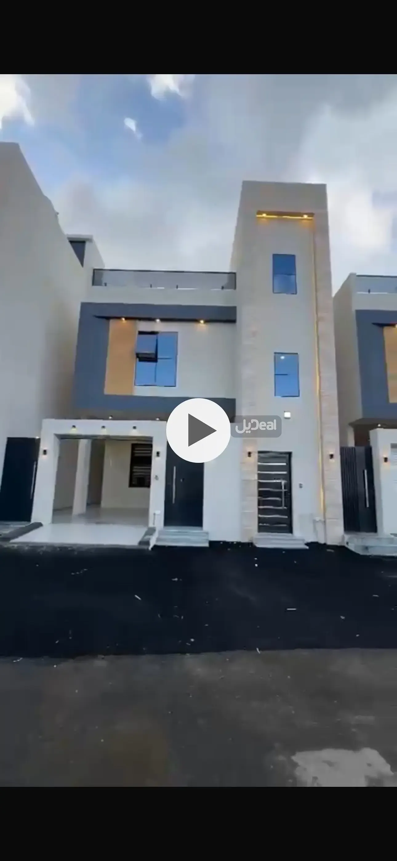 حي المعلاة محافظة احد رفيده  مساحة الوحدة من الأرض 192.43 متر   وتختص من المنافع والأجزاء المشتركة بمساحة 120.05 متر