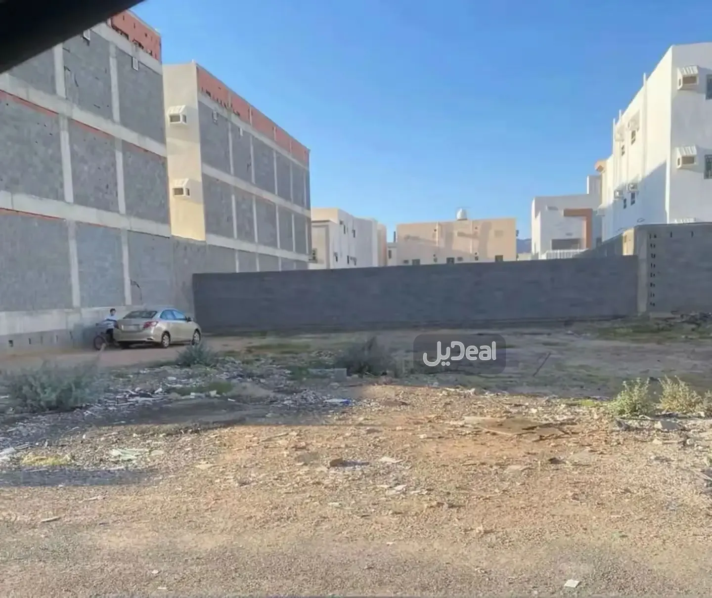 ارض للبيع