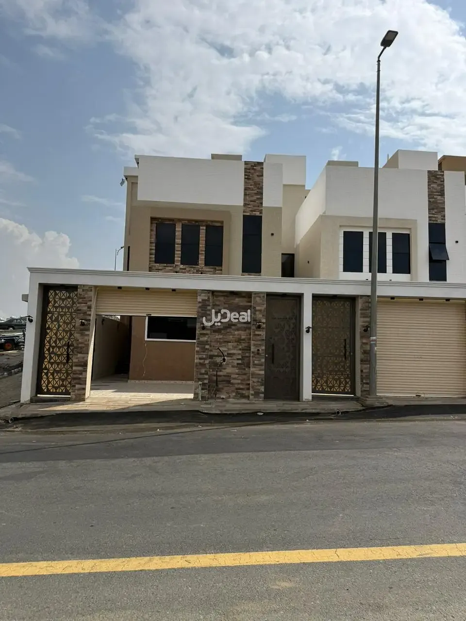 حي الغدير بمدينة مدينة سلطان  مساحة الوحدة من الأرض 200 متر