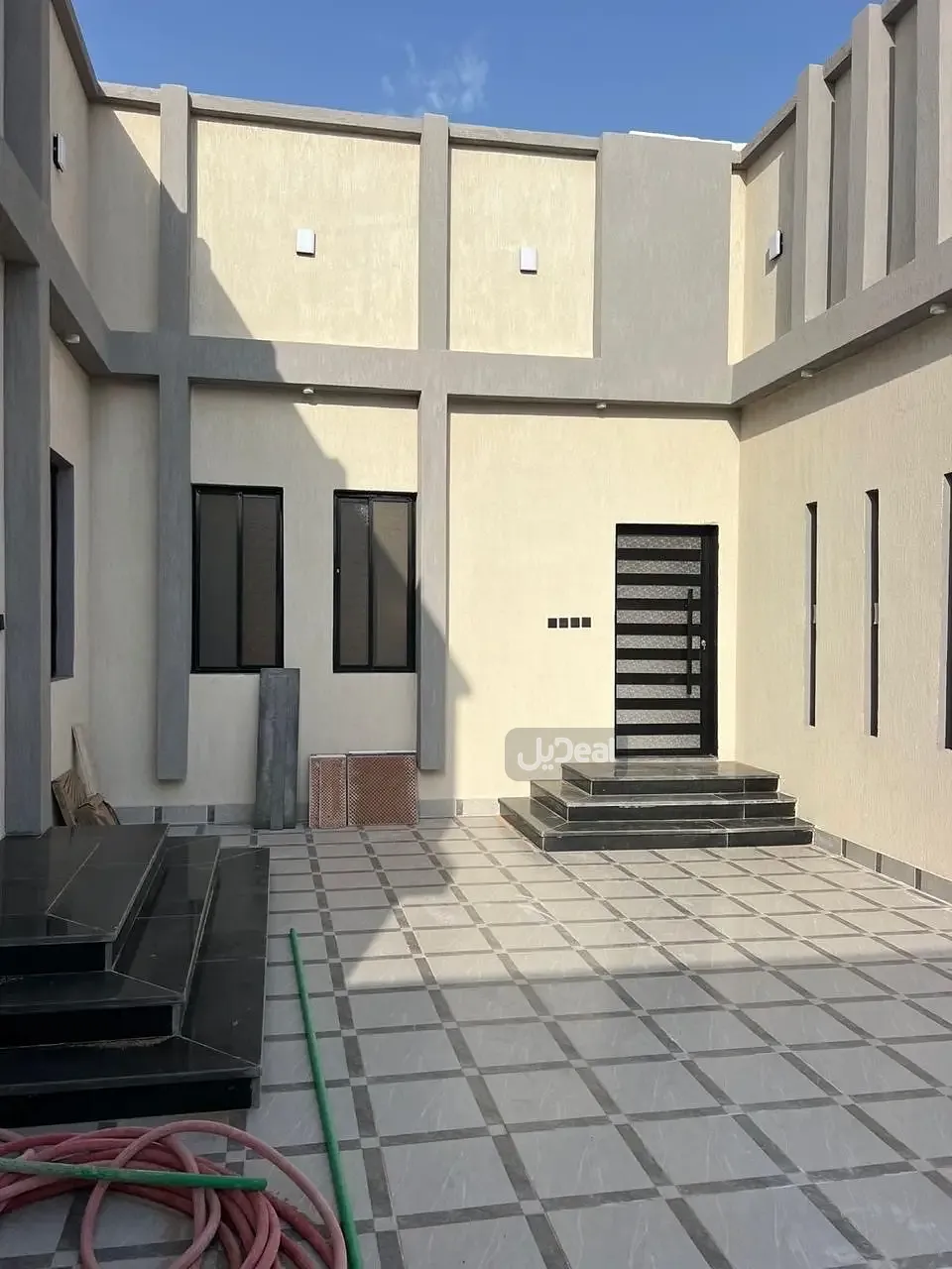 دور للبيع