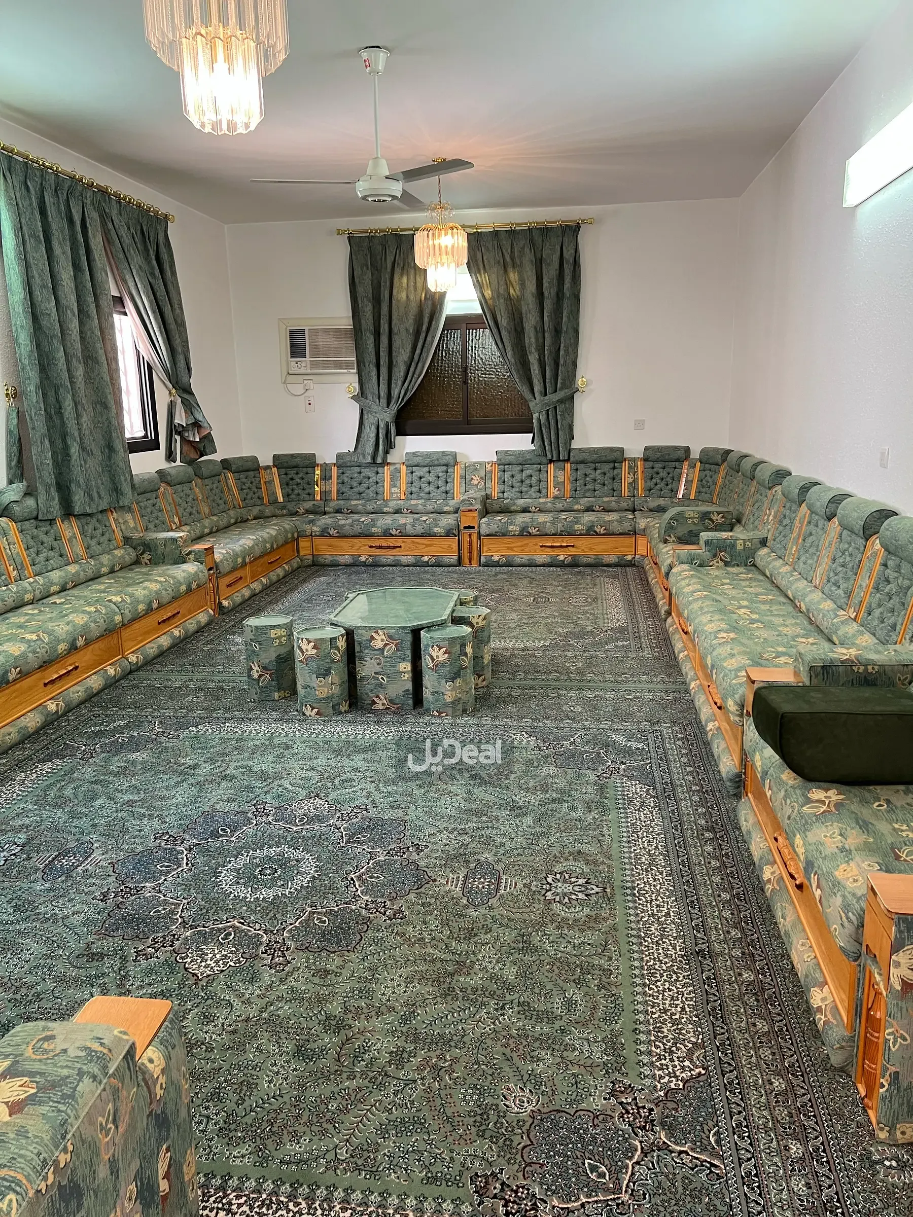 دور للإيجار